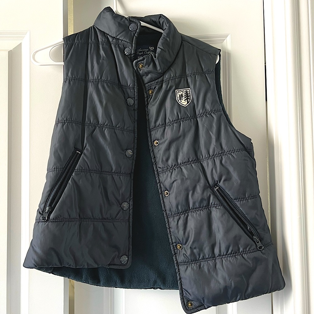 American Eagle Navy blue vest